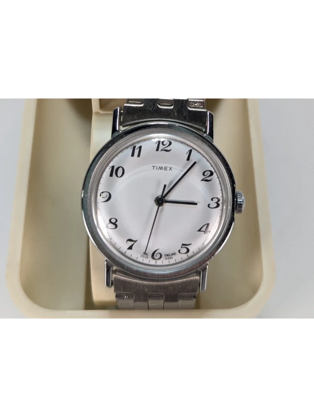 1980 Timex Mercury 25129-10480 Watch Mechanical Hand Wind White Dial 34MM